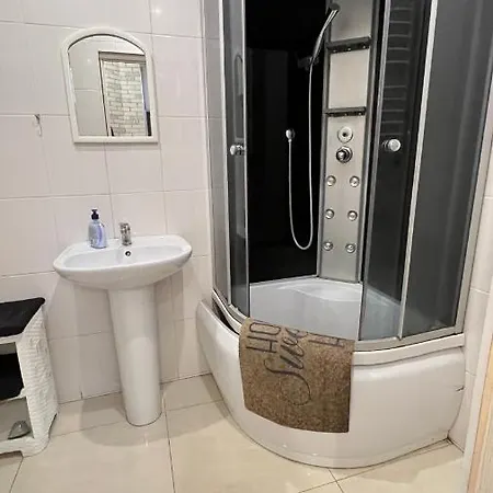 5/3kotliarska Moisha House